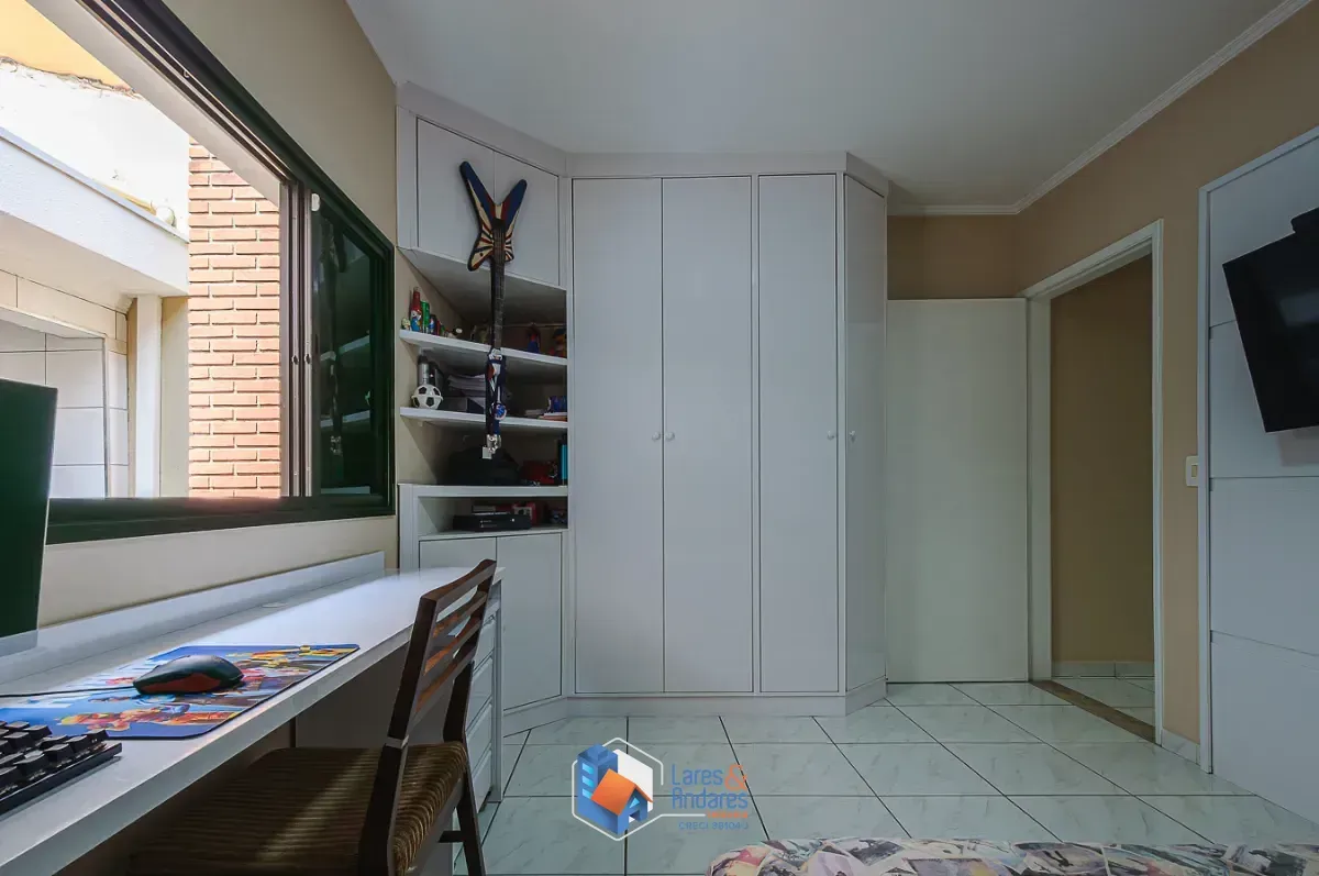 Imagem Casa para venda em Vila Paiva com 3 quartos, sendo 1 suíte, 185m²