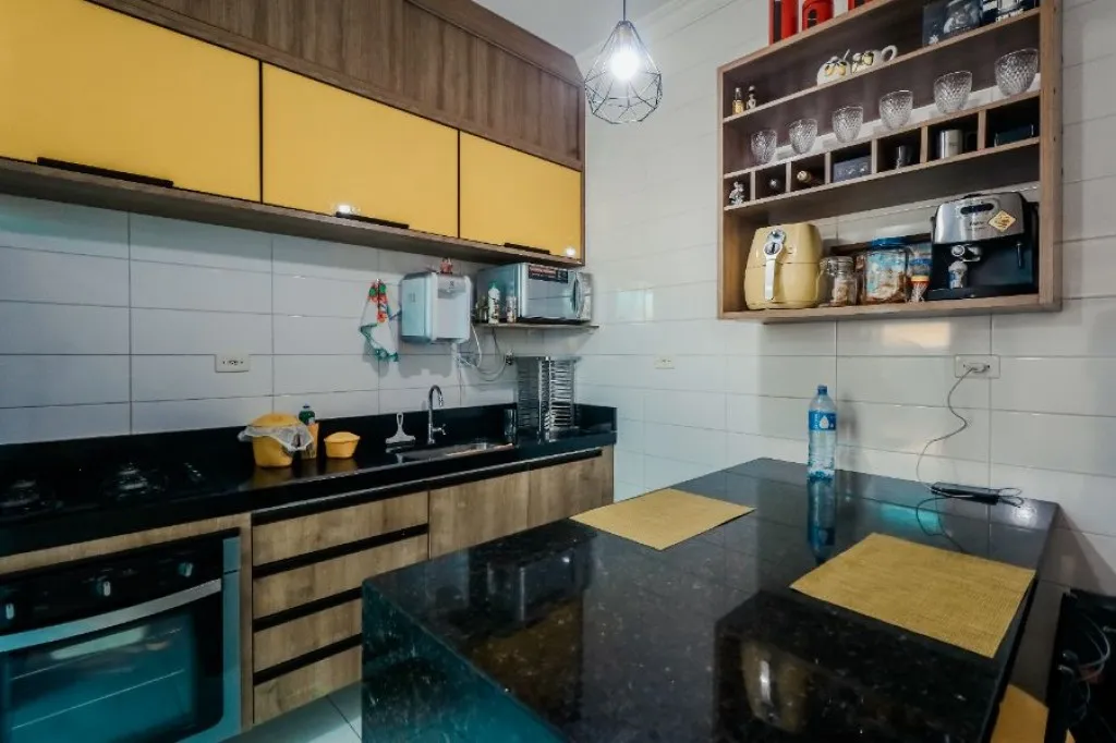 Imagem CASA COM 70,00 m² - AVIAÇÃO - PRAIA GRANDE SP