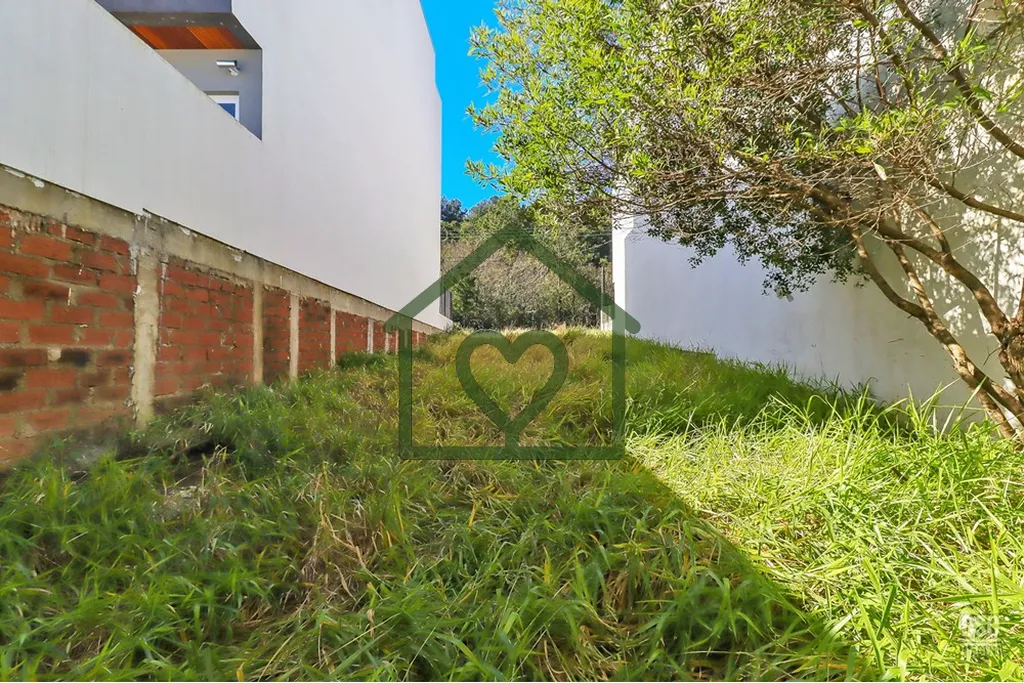 Imagem Terreno localizado no bairro Guarujá, de 8x28 no total de 224m² - 8 metros de frente e 28 metros d...