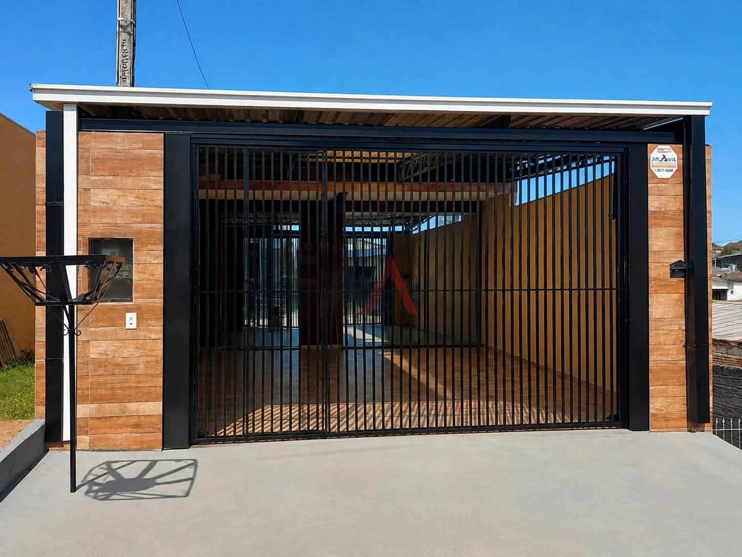 Casa semi-mobiliada com 4 dormitórios para locação, Alto da XV, GUARAPUAVA - PR