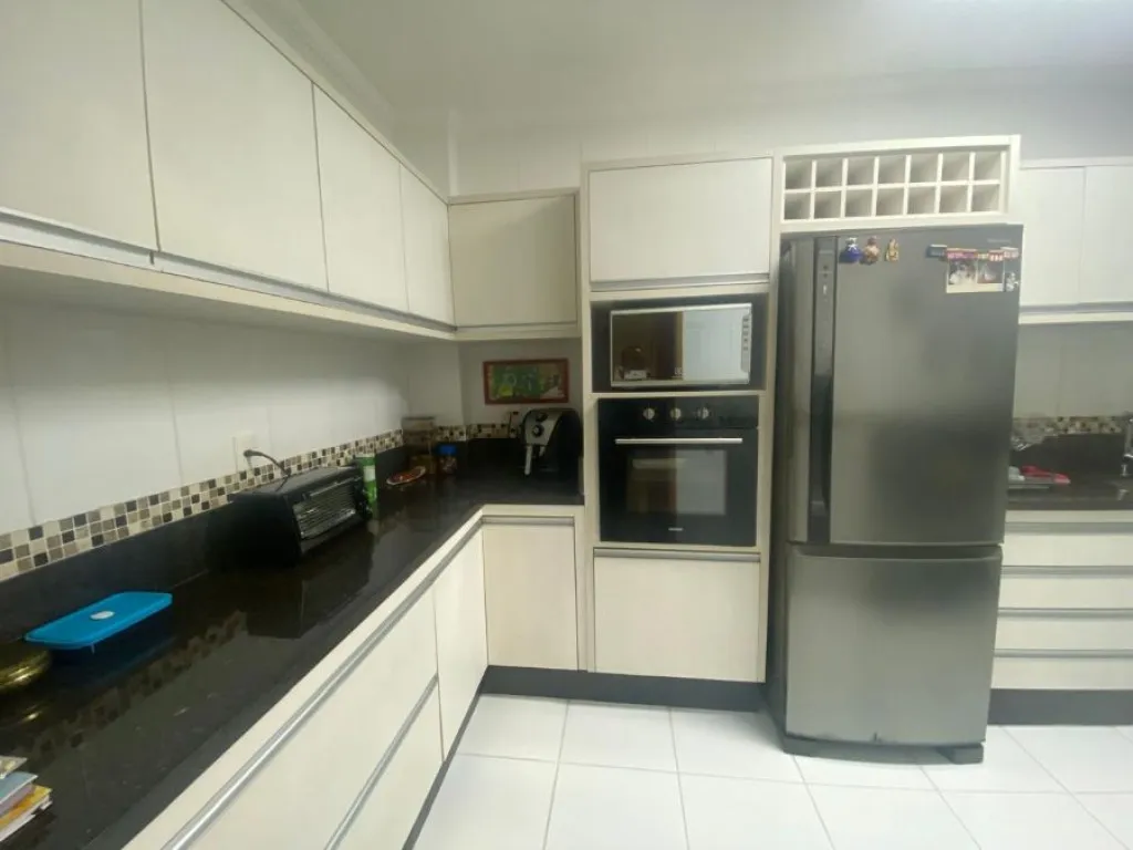 Imagem APARTAMENTO COM 100,00 m² - GUILHERMINA - PRAIA GRANDE SP
