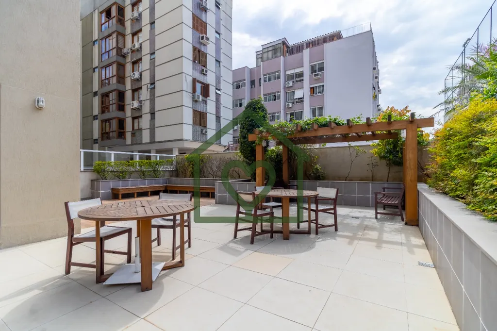 Imagem Exclusivo - Apartamento com Vista Deslumbrante no Petrópolis 
 
Encante-se com este maravilhoso apa...