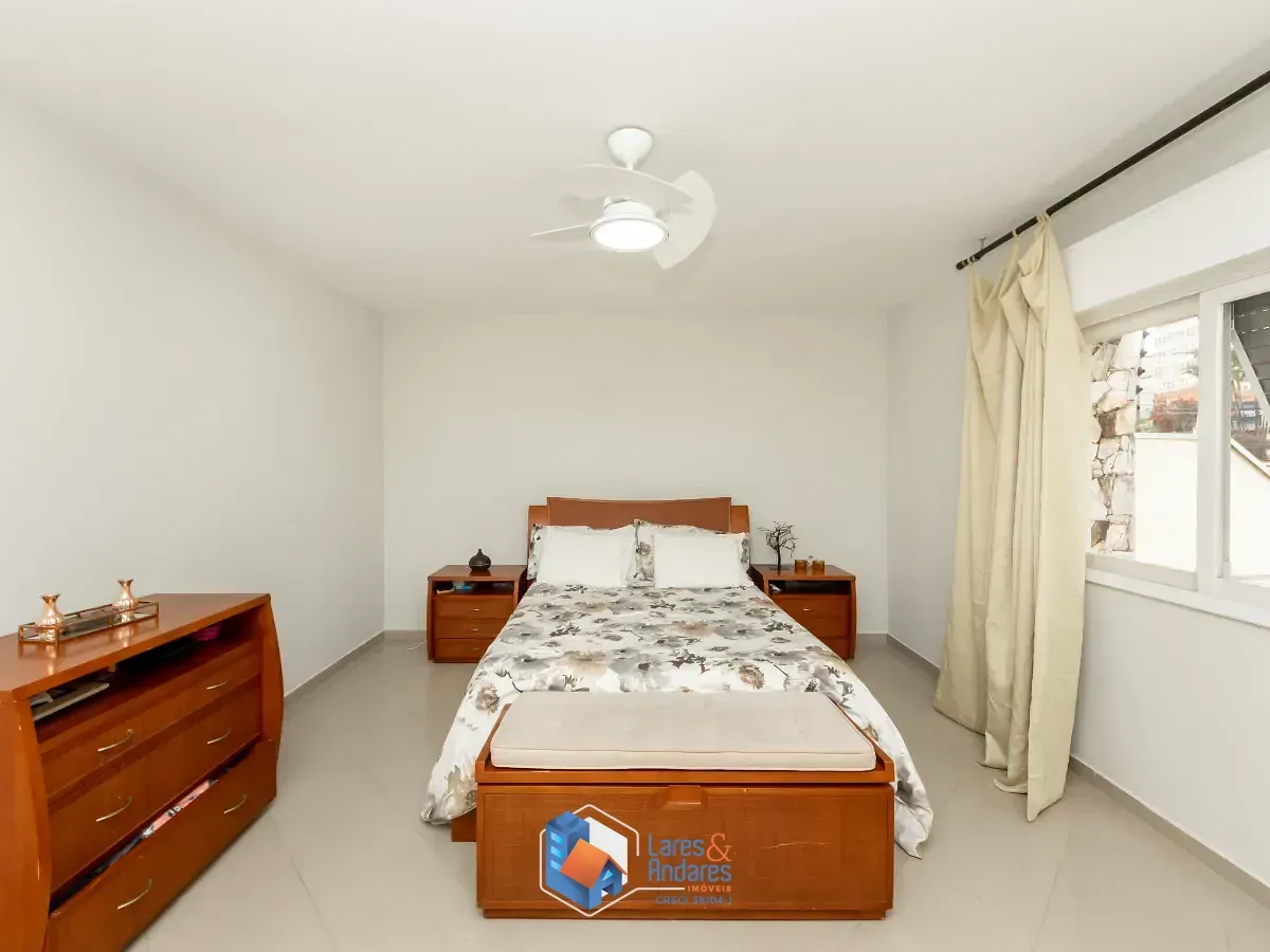 Imagem Sobrado para venda em Jardim Franca com 5 quartos, sendo 3 suítes, 439m²