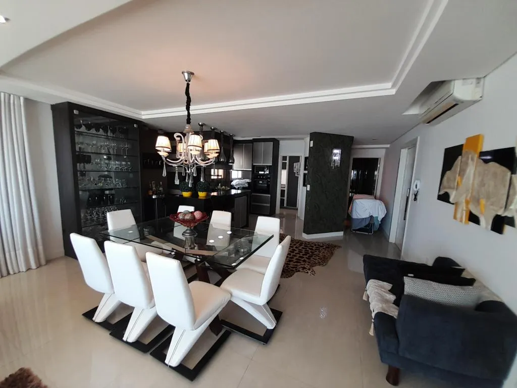 Imagem Apartamento 4 Dormitórios - Bairro Zona Nova