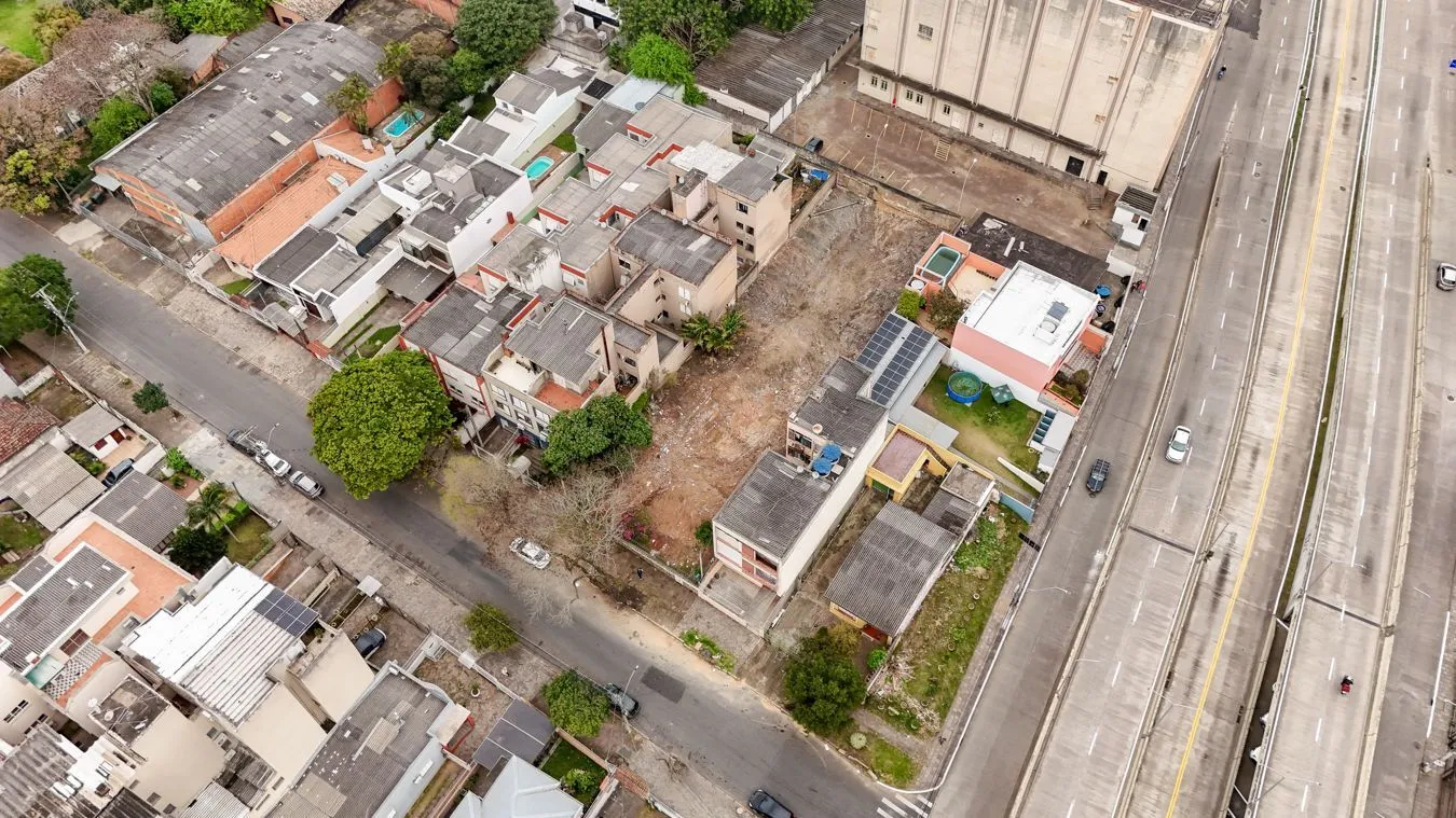 Imagem Terreno 968m² no bairro Partenon