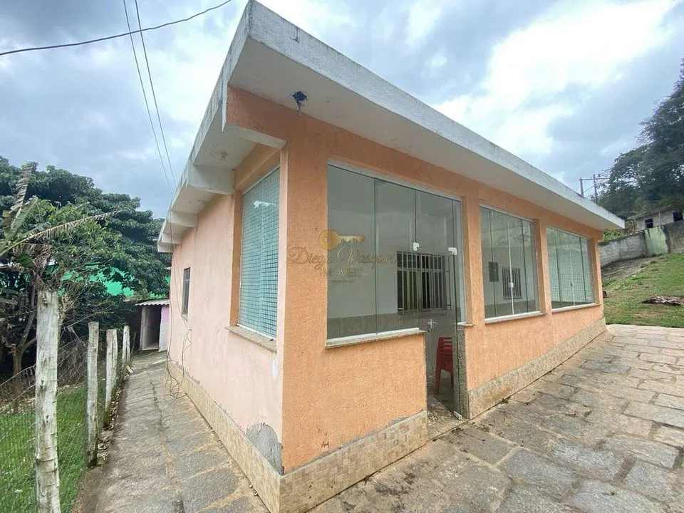 Imagem Casa para Venda em Teresópolis / RJ no bairro Pessegueiros