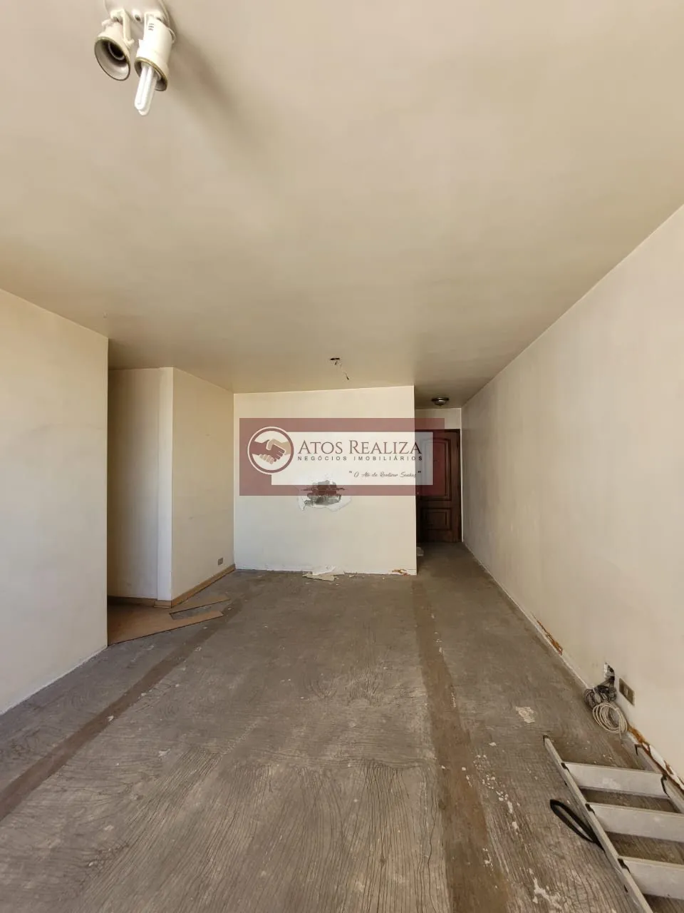Imagem Vendo Oportunidade em Santo Amaro, Apartamento Espaçoso de 83m², 3 dormitórios, 1 vaga de garagem, venda por R$450.000. Oportunidade.