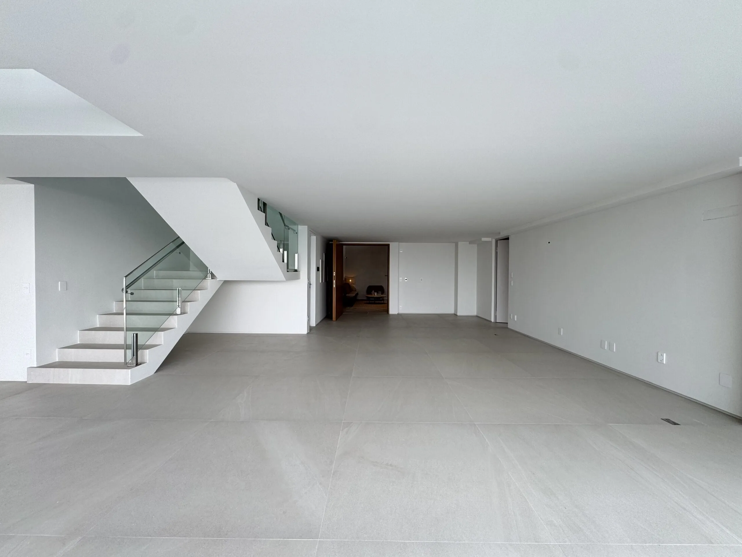 Imagem Apartamento com vista para o mar à venda com 318m2 por R$ 40.000.000,00
