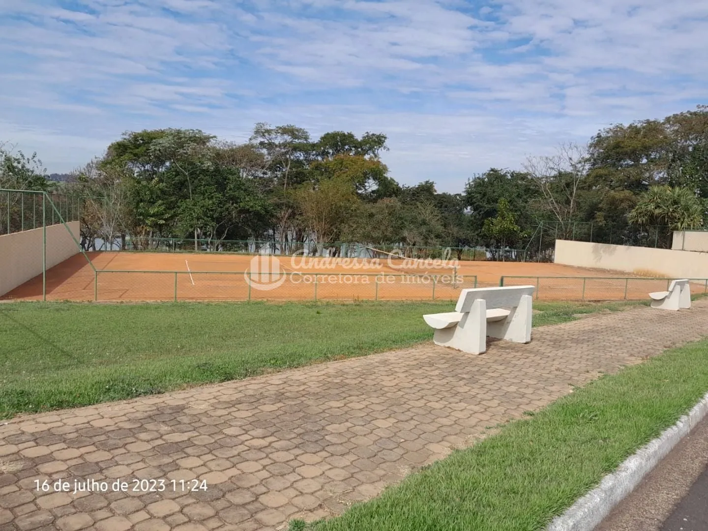 Imagem Condomínio Villagio Colombo - Rancho com 3 dormitórios à venda, 242 m² por R$ 850.000,00 - Villagio Colombo - Mendonça/SP