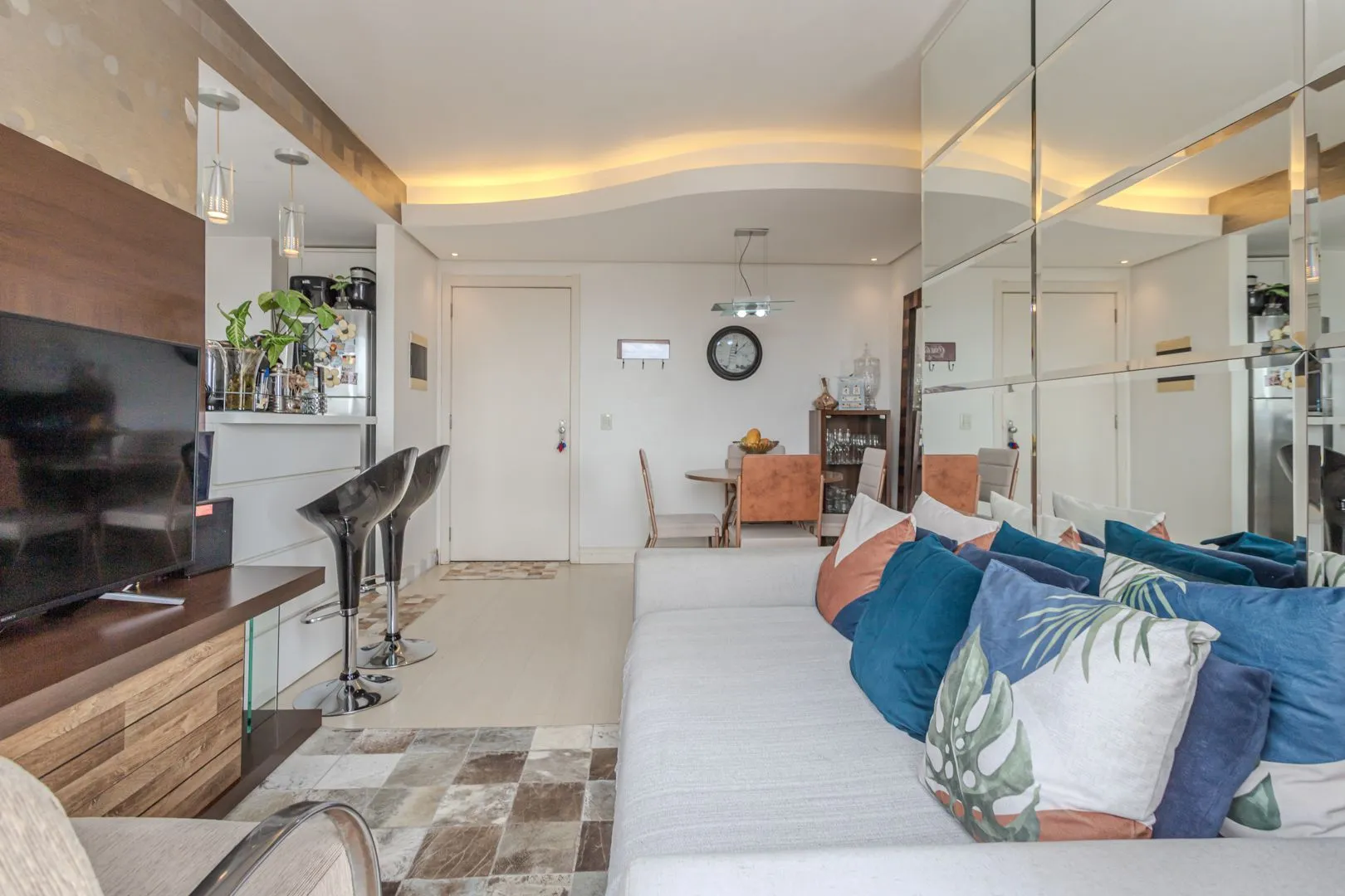 Imagem Belíssimo apartamento 100% mobiliado e decorado!!
