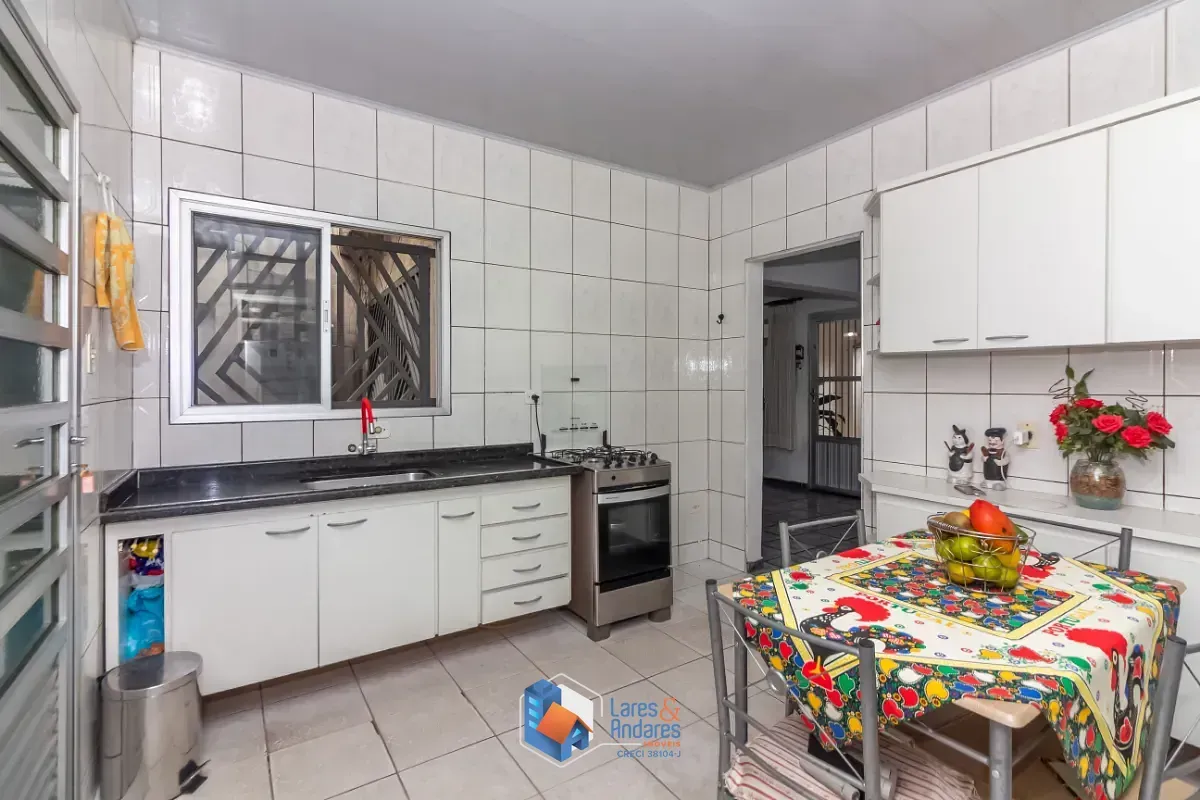 Imagem Conjunto comercial para venda em Parque Taipas, 200m²