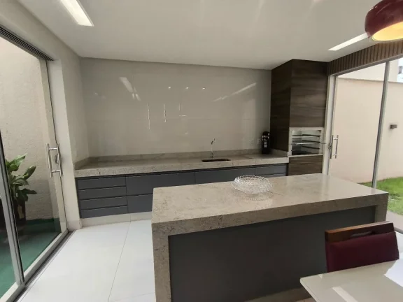 Imagem Sobrado 3 Suites Sozinho No Lote A 6 Min Do Flamboyant