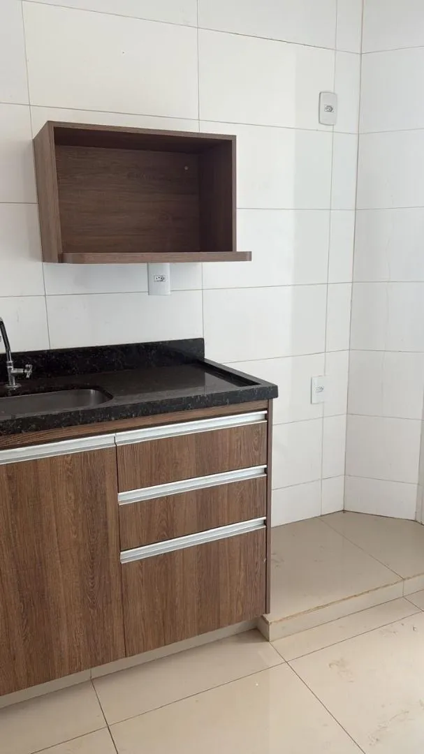 Imagem Apartamento com 3 dormitórios à venda, 72 m² por R$ 250.000,00 - Ipanema - Patos de Minas/MG