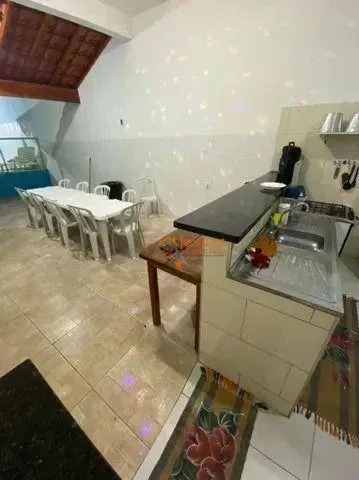 Imagem Sobrado com 4 dormitórios à venda, 200 m² por R$ 630.000,00 - Cidade Soberana - Guarulhos/SP
