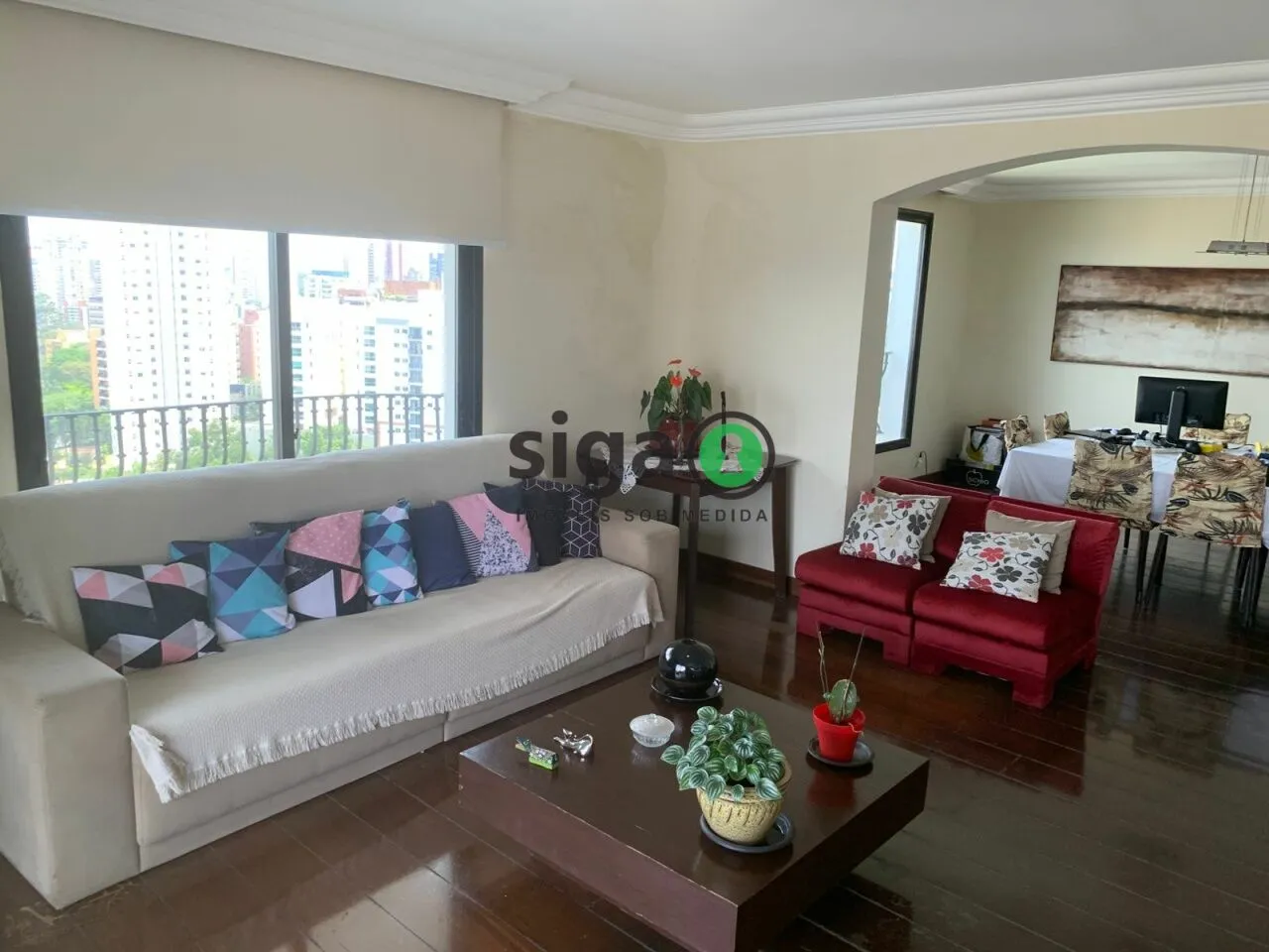 Imagem Apartamento Alto Padrão com 305m² Andar Inteiro 4 Dorms 5 Vagas - Região Nobre