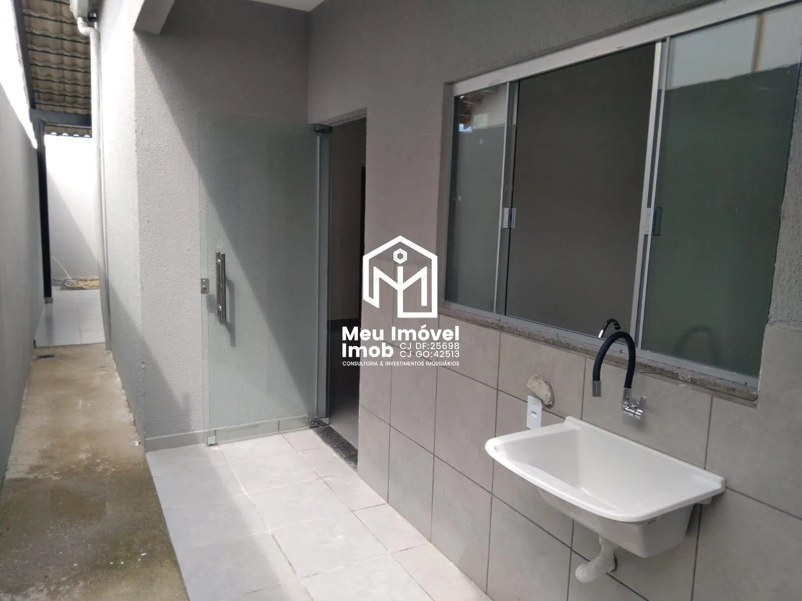 Imagem Casa 2 Quartos 1 Suíte 2 Vagas 100m² - Luziânia/GO