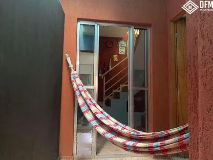 Imagem Sobrado com 4 Dormitorio(s) localizado(a) no bairro Jardim Esperança em Mogi das Cruzes / Mato Grosso do Sul Ref.:DE586