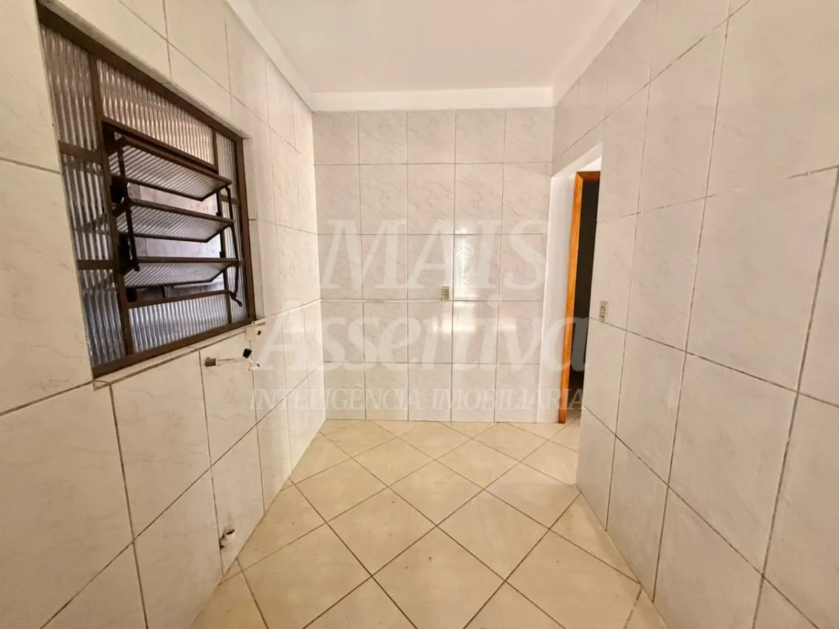 Imagem Casa inferior para locação, bairro Canudos em Novo Hamburgo - 2 Quartos, 1 Vaga