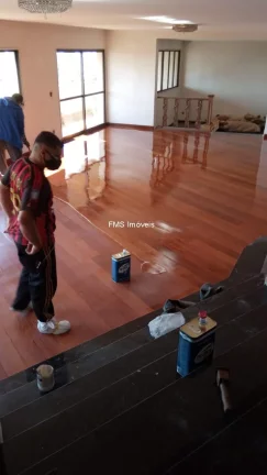 Imagem Luxuoso apartamento de 4 quartos na Vila Suzana, São Paulo-SP: 1 suíte, 3 salas, 4 banheiros, 4 vagas de garagem, 371m².
