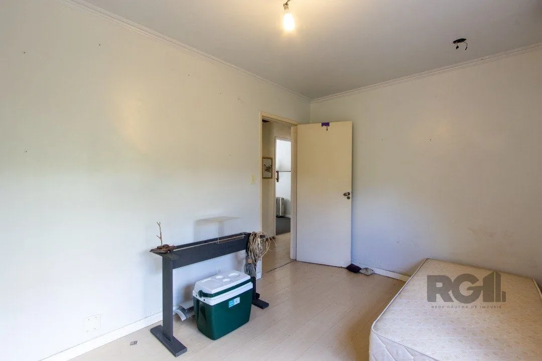 Imagem Casa para Venda - 239m², 5 dormitórios, sendo 1 suites, 2 vagas - Hipica