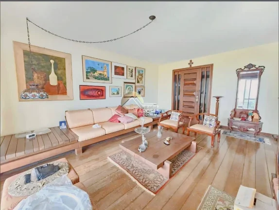 Imagem 370m² com Vista Mar no Canela: 1 Por Andar, Nascente, 4 Quartos, Varanda e 2 Vagas. Exclusividade e