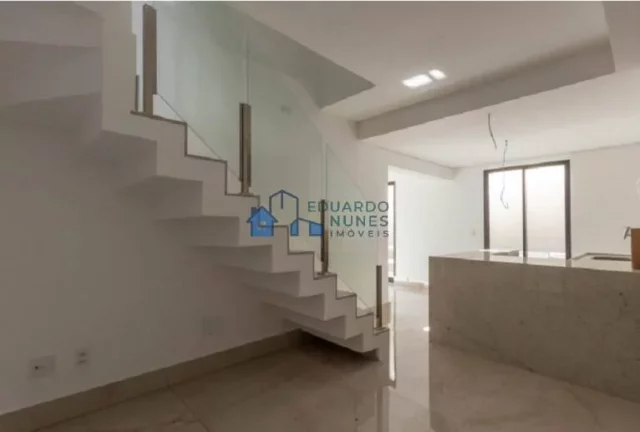 Imagem APARTAMENTO DUPLEX COM 03 QUARTOS, 03 VAGAS NO BARRO PERTO