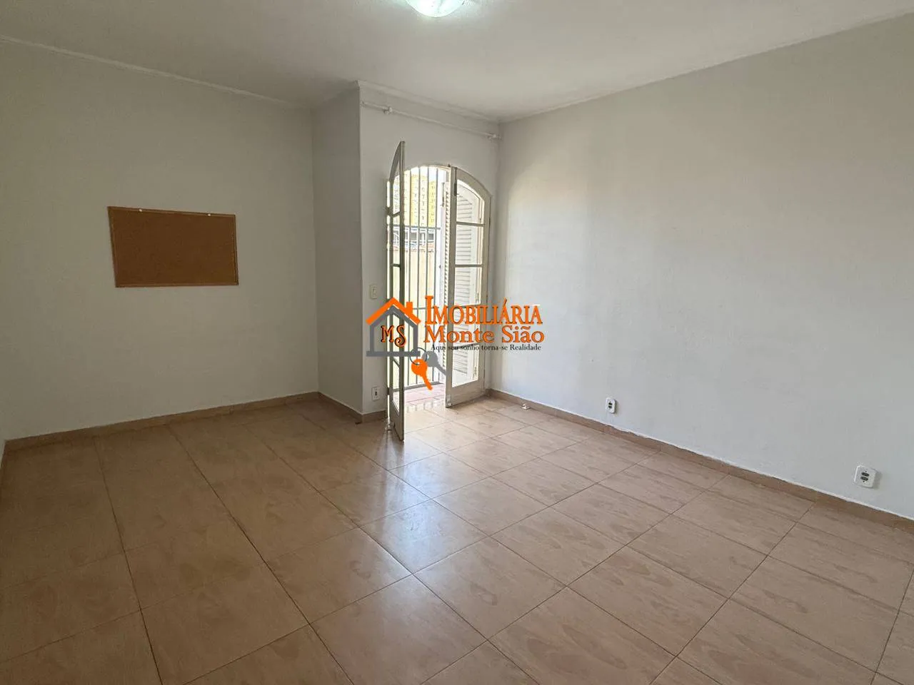 Imagem Sobrado com 2 dormitórios à venda, 180 m² - Vila Maranduba - Guarulhos/SP