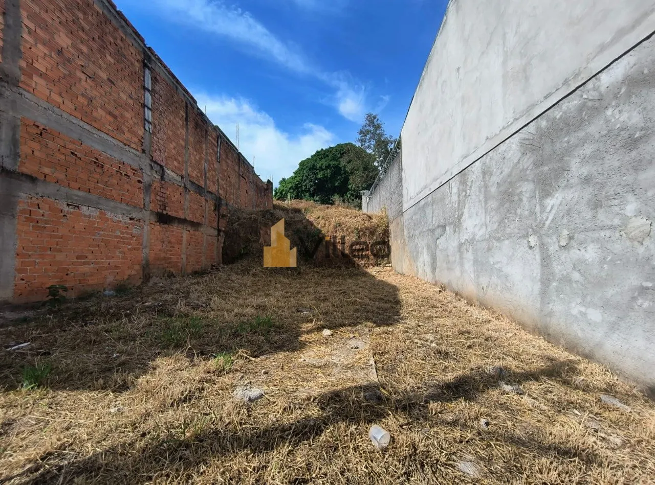 Foto do imóvel Descubra o equilíbrio perfeito entre tranquilidade e oportunidade de valorização com este terreno...