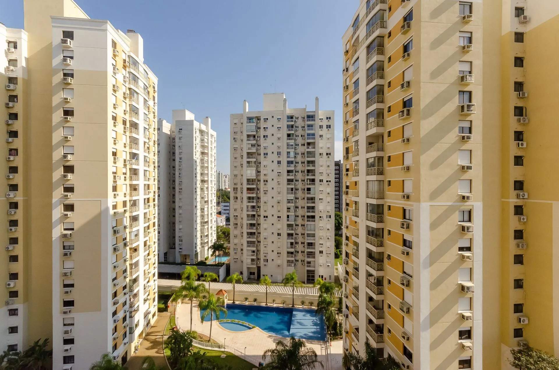 Imagem Santa Barbára Apartamento mobiliado de 3 dormitórios no bairro Passo da Areia