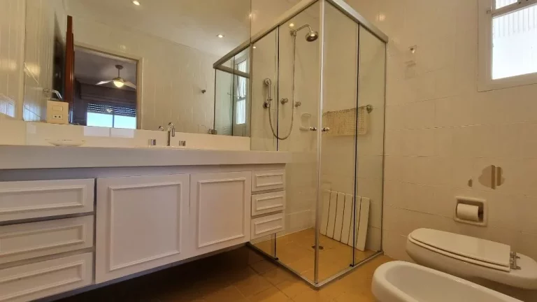 Imagem Apartamento à venda - Pitangueiras - Guarujá/SP