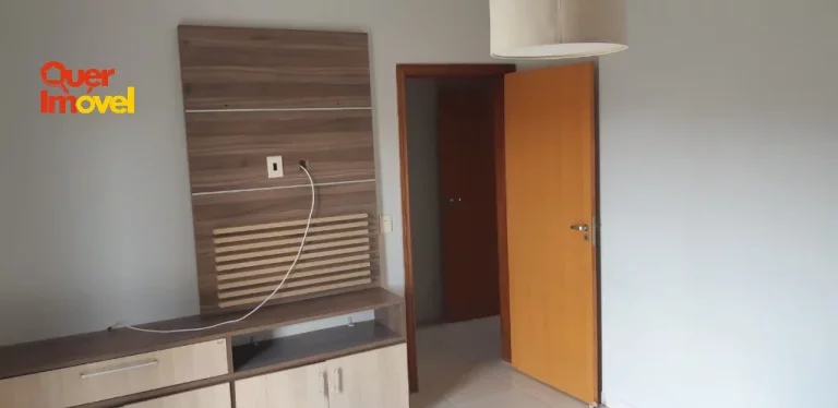 Imagem Casa de Alto Padrão no Condomínio Residencial Alto do Bonfim em Ribeirão Preto-SP 3 quartos, 1 suíte, 2 salas, 3 banheiros, 6 vagas de garagem, 238,00 m² de área Quer Imóvel Negócios Imobiliários