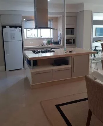 Imagem Ótimo apartamento quadra mar em Balneário Camboriú.