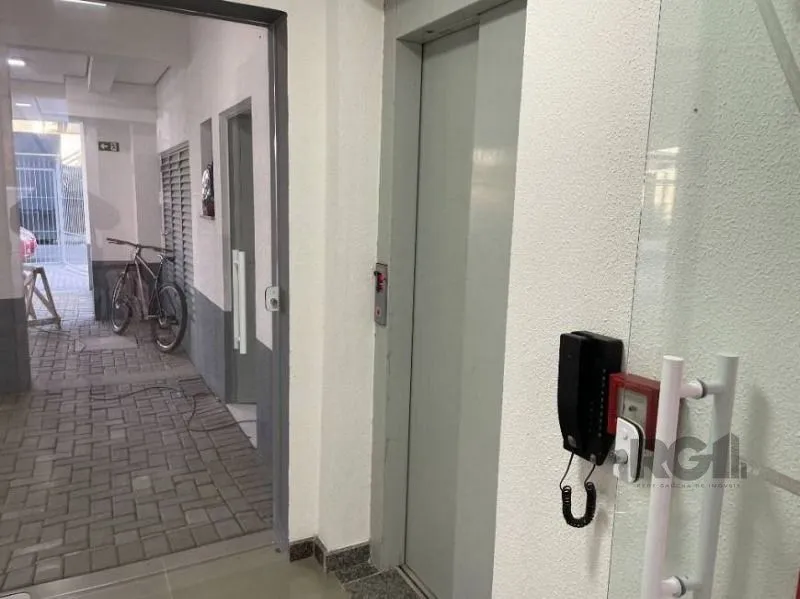 Imagem Cobertura para Venda - 131m², 2 dormitórios, sendo 1 suites, 1 vaga - Parque Brasilia