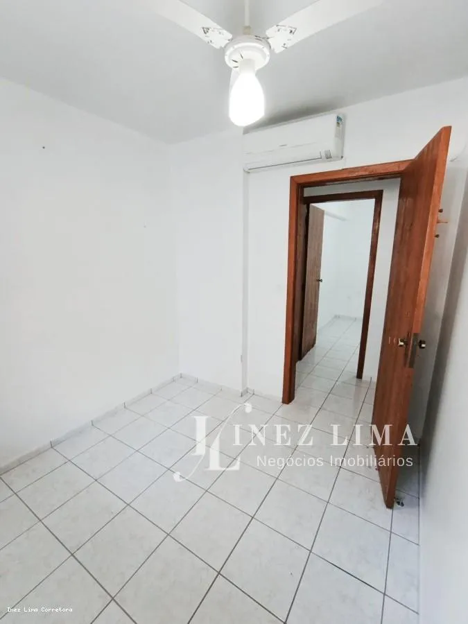 Imagem Apartamento para Venda em Itapema, Meia Praia, 3 dormitórios, 1 suíte, 2 banheiros, 1 vaga