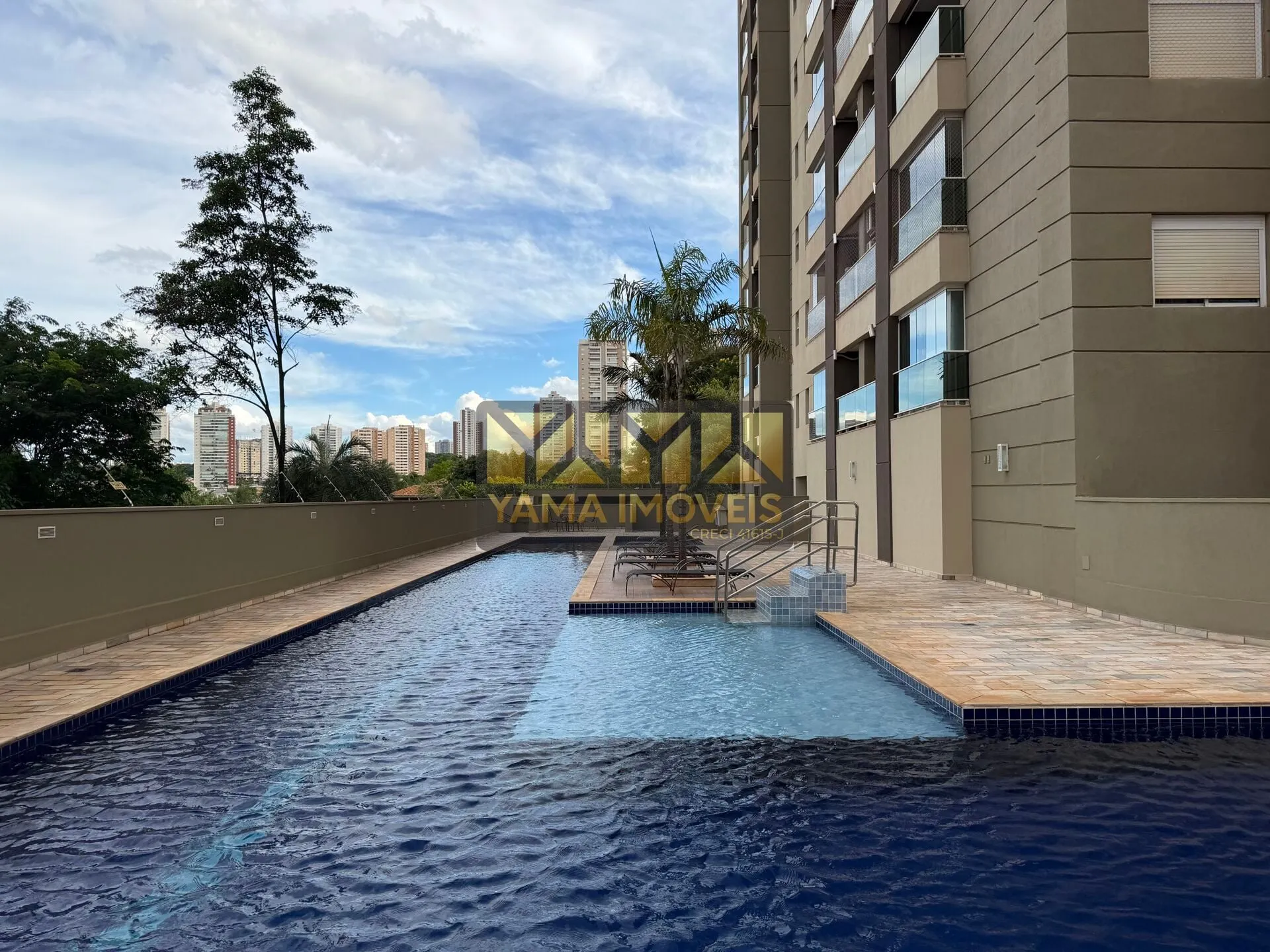Foto do imóvel Edifício Berlim - Apartamento à venda em Rua Florêncio Rosário