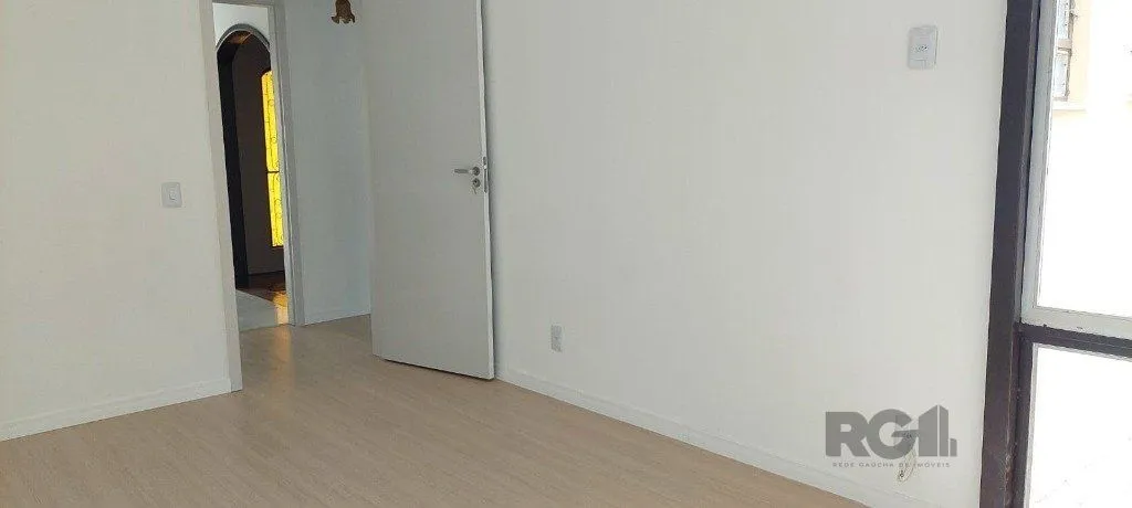 Imagem Casa com 3 dormitórios no bairro Sarandi