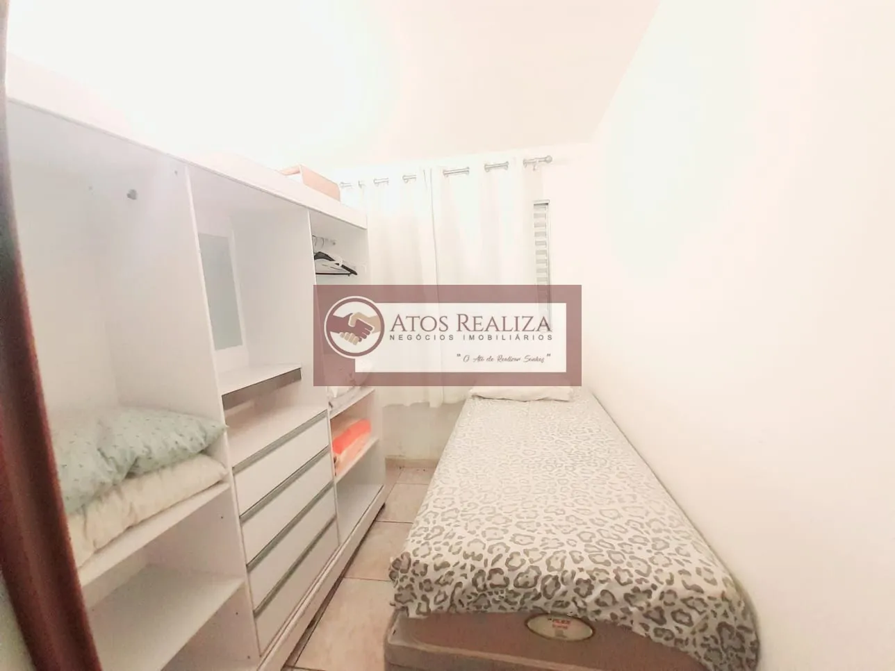 Imagem Casa térrea de 4 dormitórios em Jardim Cliper - São Paulo por R$ 500.000 - Área útil de 120m² e 2 banheiros