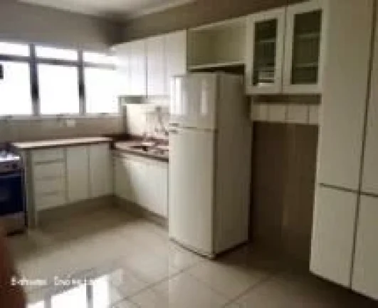 Imagem Apartamento à venda na Vila Andrade, São Paulo-SP: 3 quartos, 1 suíte, 4 banheiros, 2 vagas de garagem, 150m²!