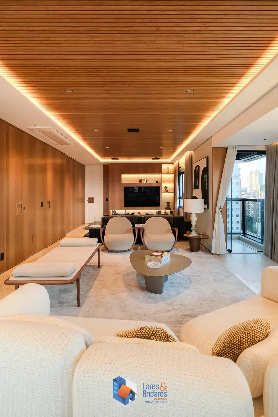 Imagem Apartamento para venda em Pinheiros com 2 quartos, sendo 2 suítes, 145m²