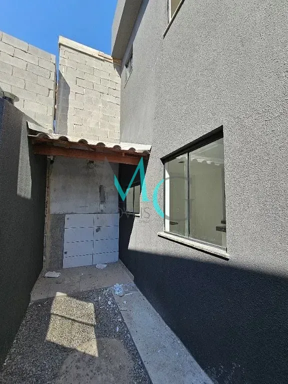 Imagem Casa com 2 dormitórios à venda, 65 m² por R$ 275.000 - Campo Grande - Rio de Janeiro/RJ