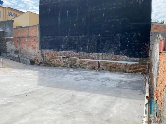 Imagem (PERMUTA) Casa térrea, 03 quartos c/suíte, parte podendo ser utilizado como Barracão, no Capão Raso em Curitiba PR