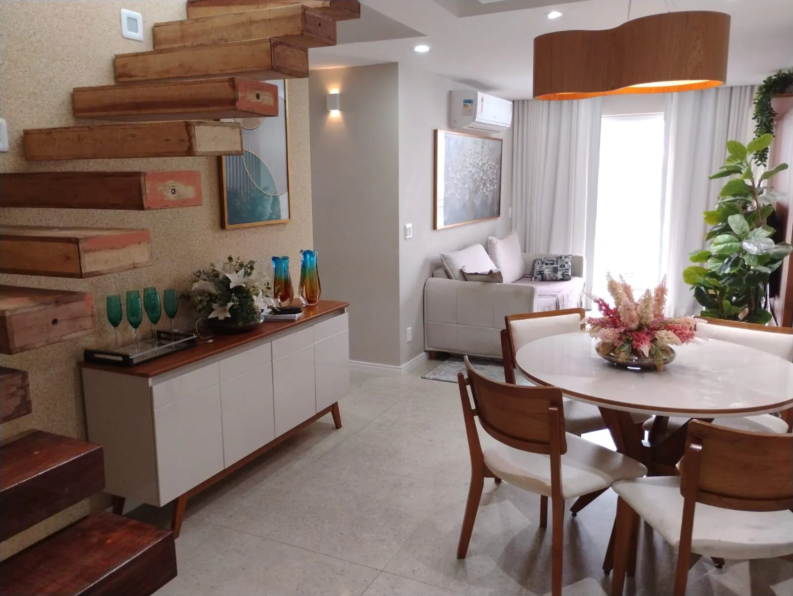 Foto do imóvel Apartamento à venda em Rio de Janeiro/RJ em Rua das Margaridas, 271 - Vila Valqueire, Rio de Janeiro - RJ