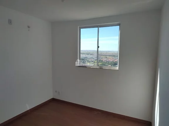 Imagem Apartamento com 2 Dormitórios no Condomínio Park Primavera, no bairro Conjunto Manoel Mendes - Uberaba