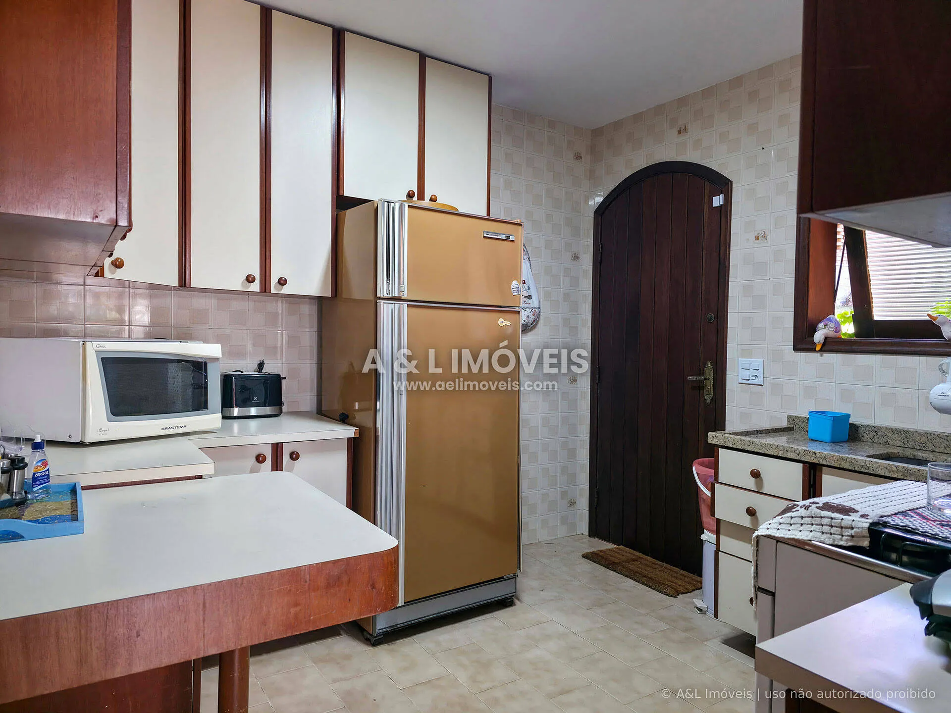 Imagem Casa à venda em Capivari, Campos do Jordão | 4 dormitórios e 2 suítes