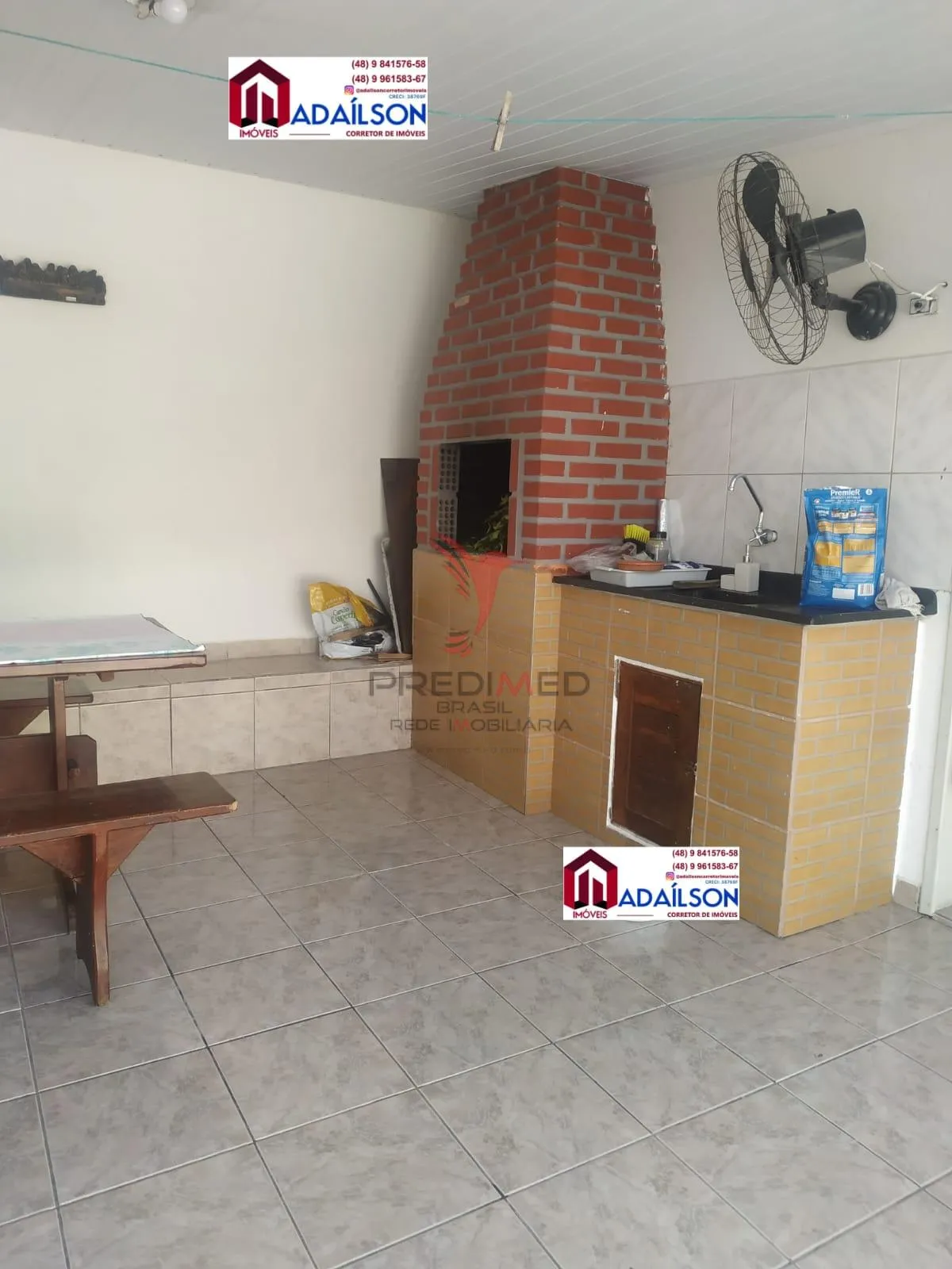 Imagem CASA A VENDA EM SÃO JOSÉ SC, BARREIROS, 3 DORMITÓRIOS, 1 SUÍTE + EDÍCULA COM CHURRASQUEIRA
