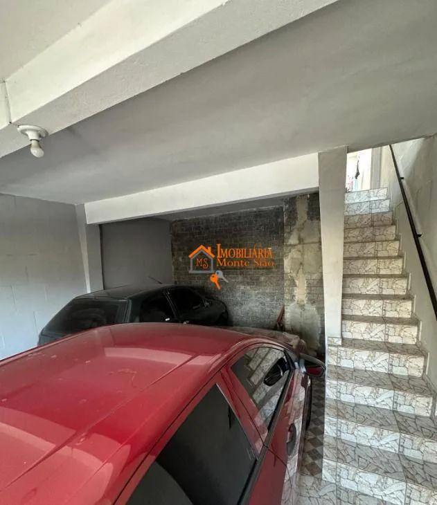Imagem Sobrado com 5 dormitórios à venda, 155 m² por R$ 636.000,00 - Jardim Vila Galvão - Guarulhos/SP