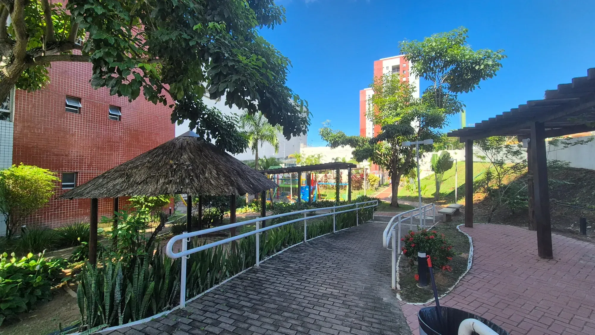 Imagem Apartamento com 2 Quartos à Venda ou Locação, 66 m² em Ponta Negra - Manaus