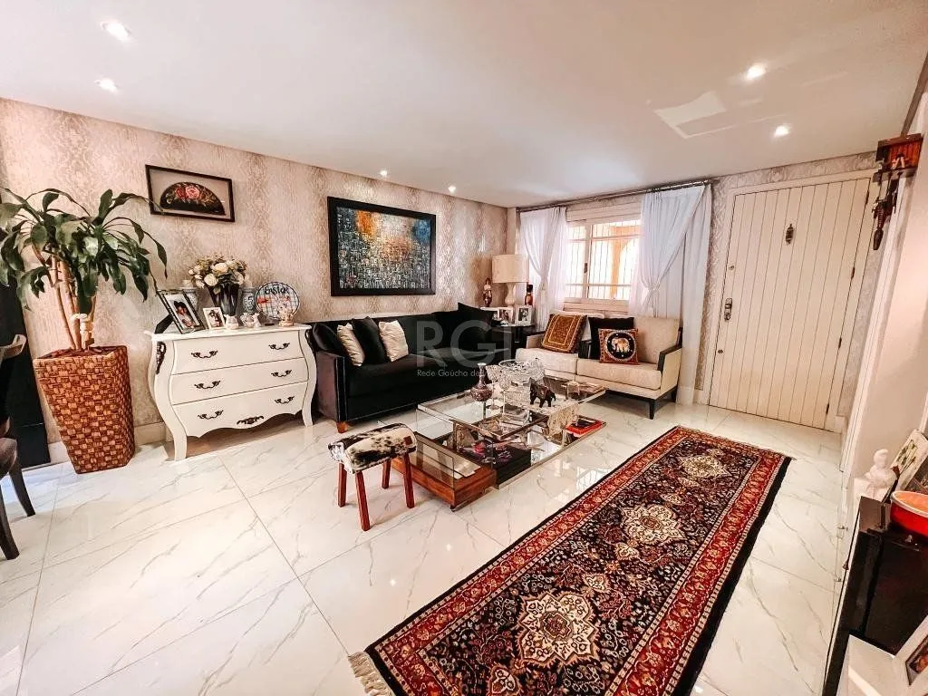 Imagem Excelente casa a venda no bairro Tristeza, para o lado do Rio!