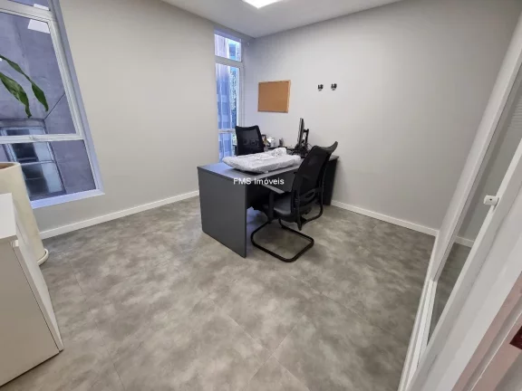Imagem Conjunto comercial com 250m2 na Av. Paulista.