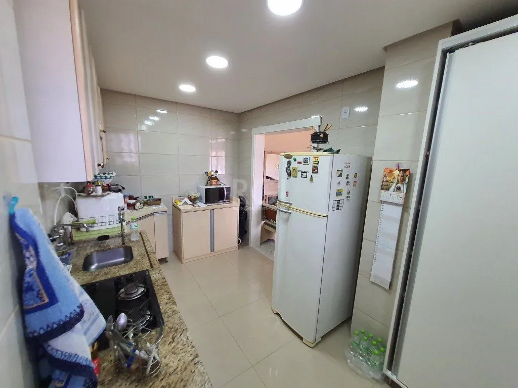 Imagem Apartamento para Venda - 62.2m², 2 dormitórios, sendo 1 suites, 1 vaga - Praia de Belas